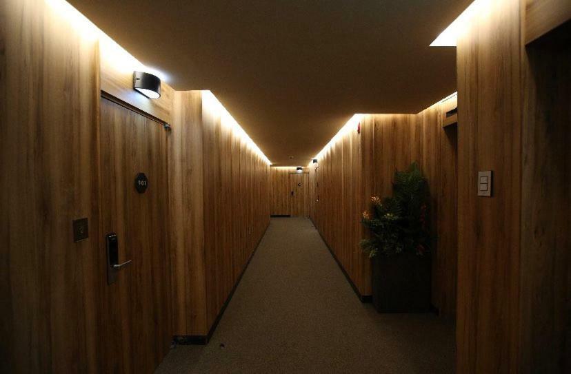 Am Ort Hotel Yeosu Buitenkant foto
